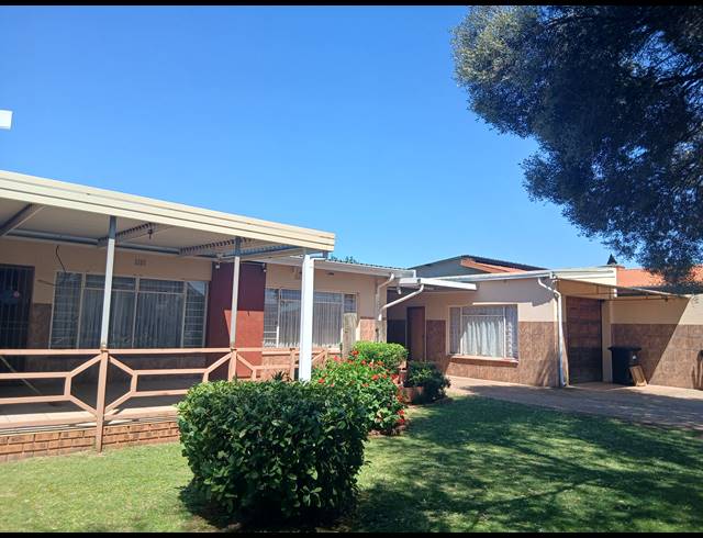 3 BEDROOM HOUSE FOR SALE IN CASSELDALE